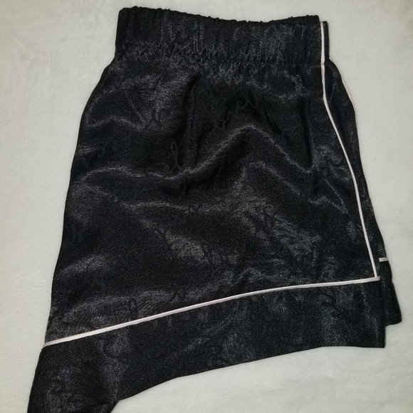 Victoria Secret PJ'S - Picture 5 of 7